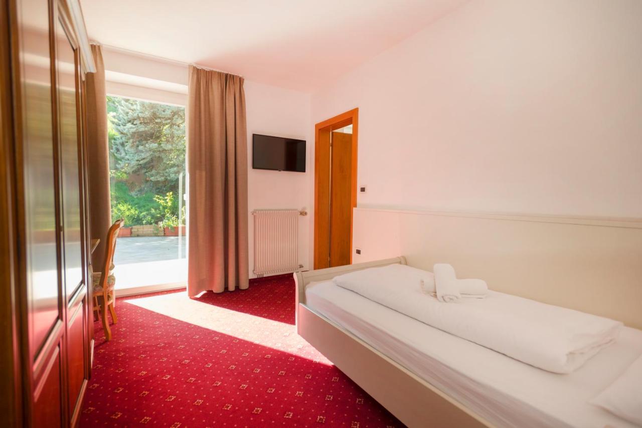 Hotel Marlingerhof Bagian luar foto