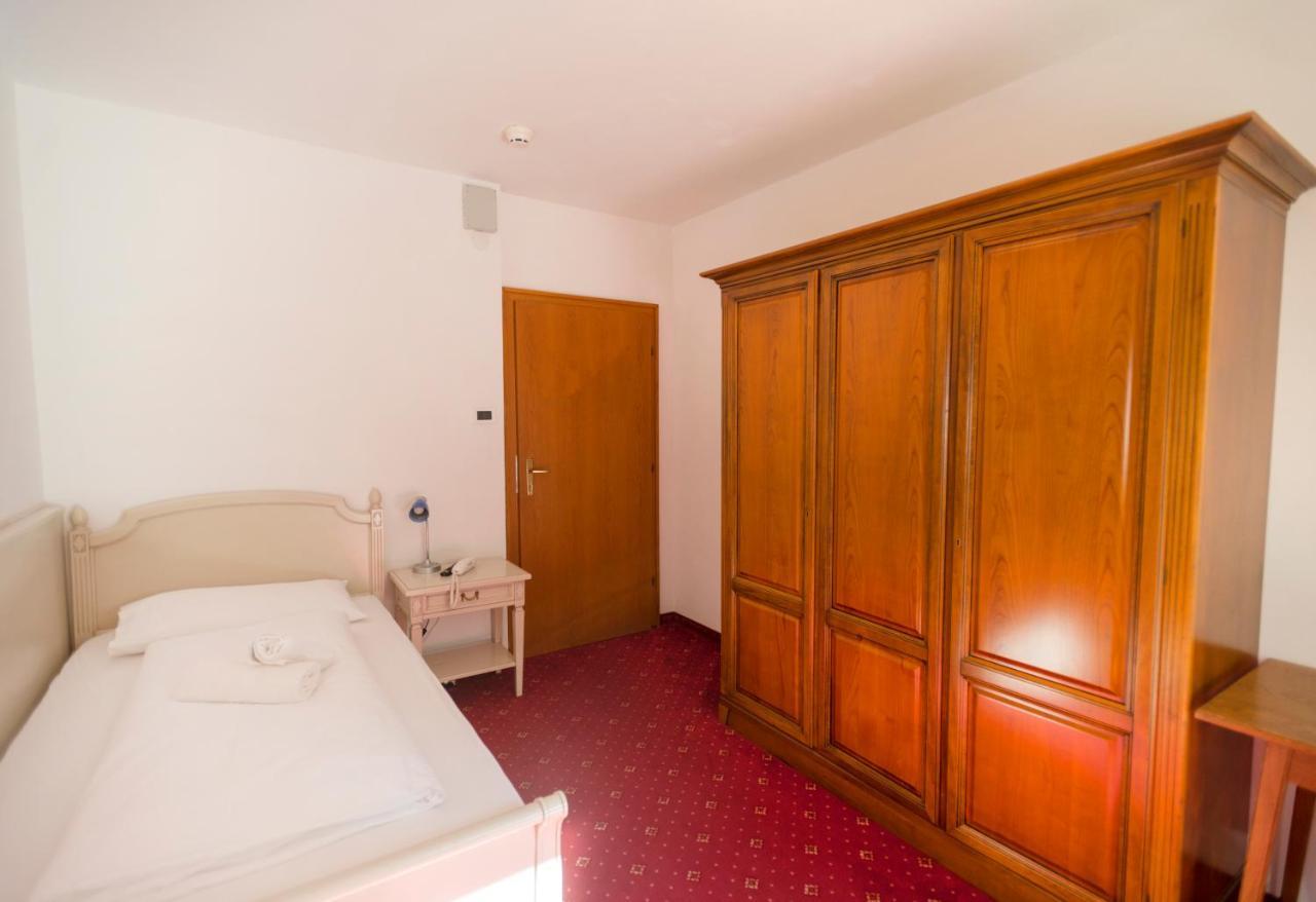 Hotel Marlingerhof Bagian luar foto