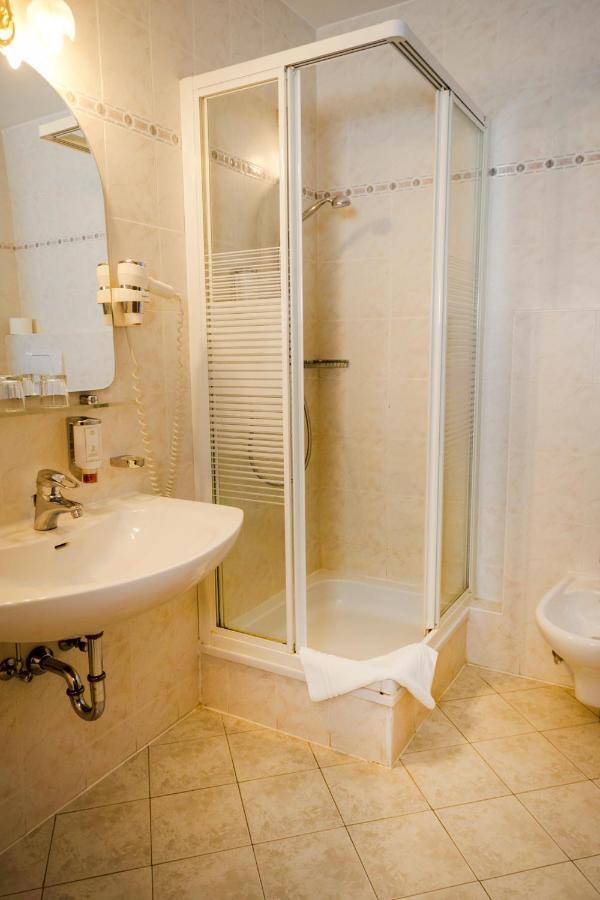 Hotel Marlingerhof Bagian luar foto