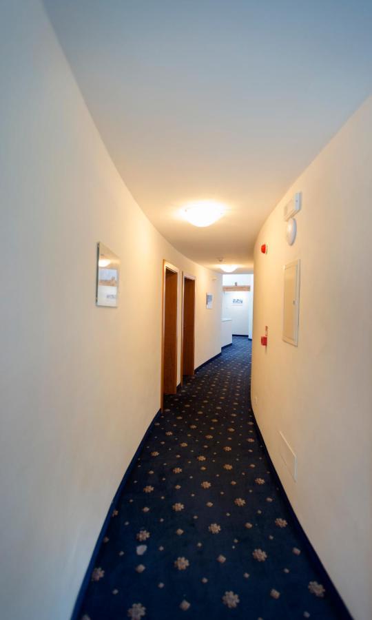Hotel Marlingerhof Bagian luar foto